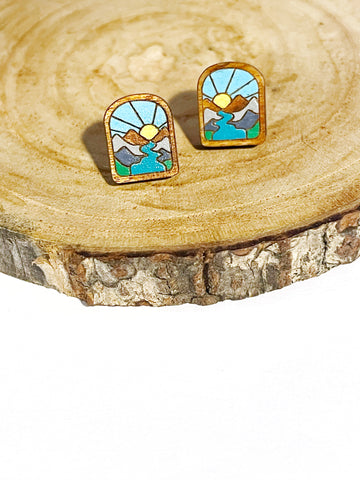 Wood studs - landscapes - mountains day