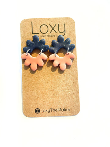 Mixed colour flowers - navy and peach
