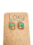 Wood studs - landscapes - desert day