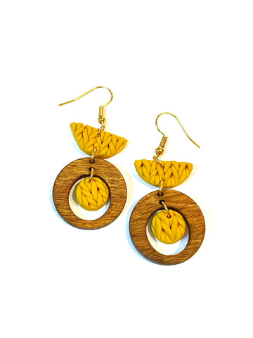 Mustard knit - Little, bigger, half