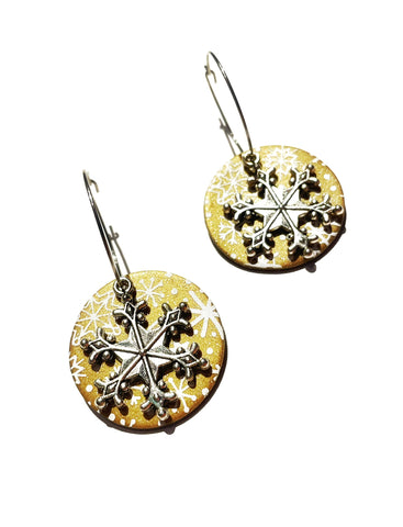 Gold snowflakes with metal