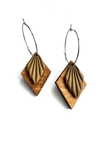 Bronze - with wood on hoops