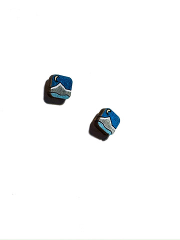 Wood studs - Mountains - square