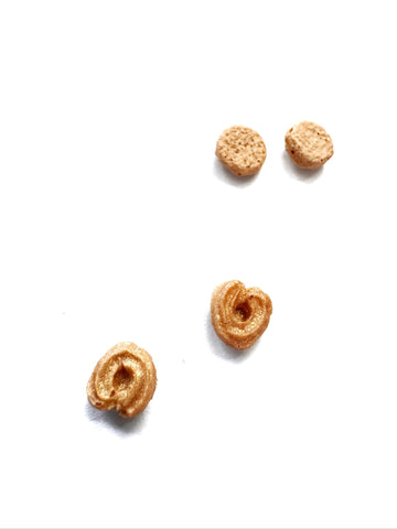 Tiny danish cookie studs
