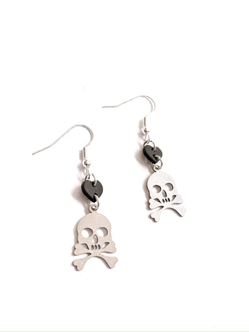 Hearts with skulls