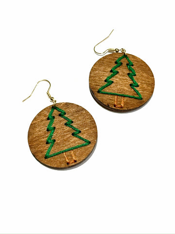 Wood embroidery xmas - trees