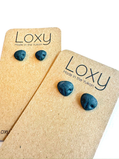 In honour of my Lubo, black dog snoot studs