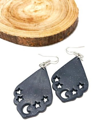 Night sky - Scalloped cut outs