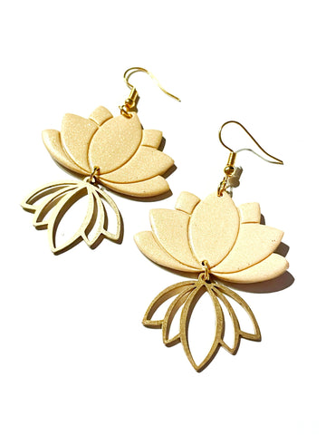 Lotus - gold - with brass lotus